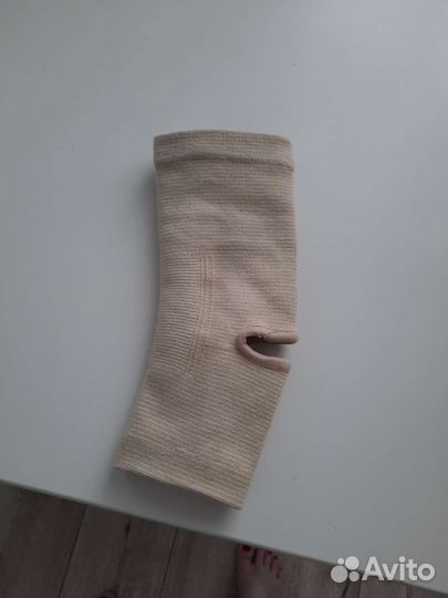 Бандаж на голеностопный сустав