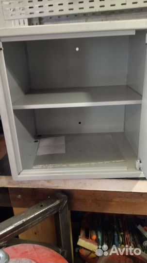 Сейф металлический