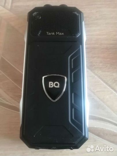 Телефон BQ Tank Max