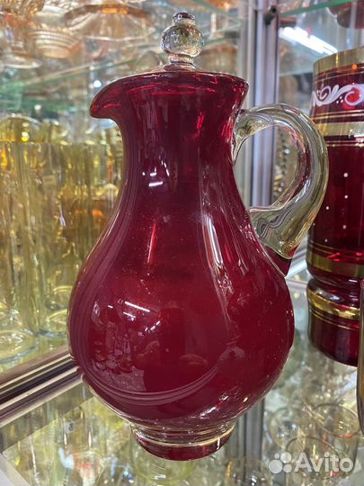 Кувшин СССР цветное стекло красное