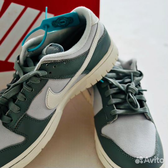 Nike Dunk Low “Mica Green”