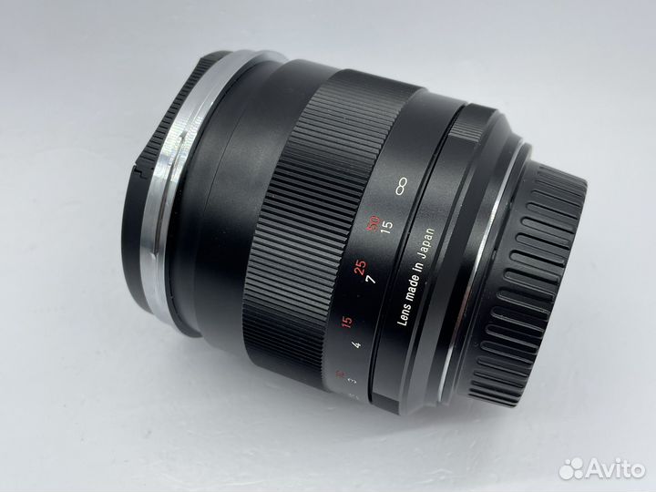 Carl Zeiss Planar T* 1.4/85 ZE