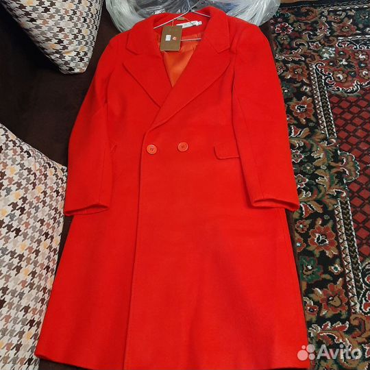 Пальто,новое