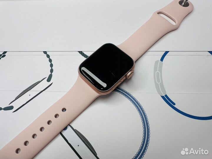 Apple Watch SE 40mm Gold