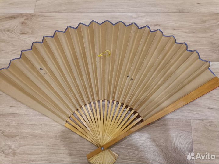 Веер интерьерный