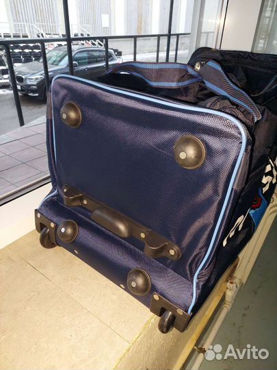 Баул хоккейный детский на колёсах