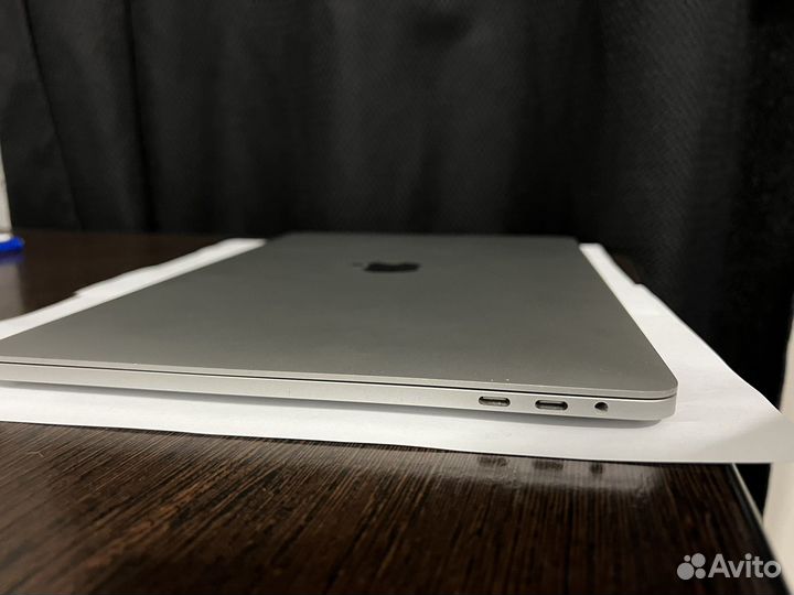 Macbook pro 13 2020 i5 16gb 512