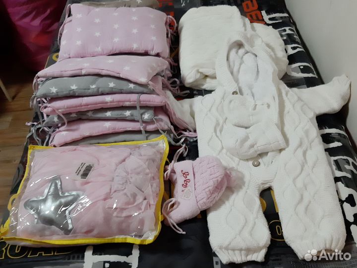 Детские вещи для девочки, бортик на кроватку