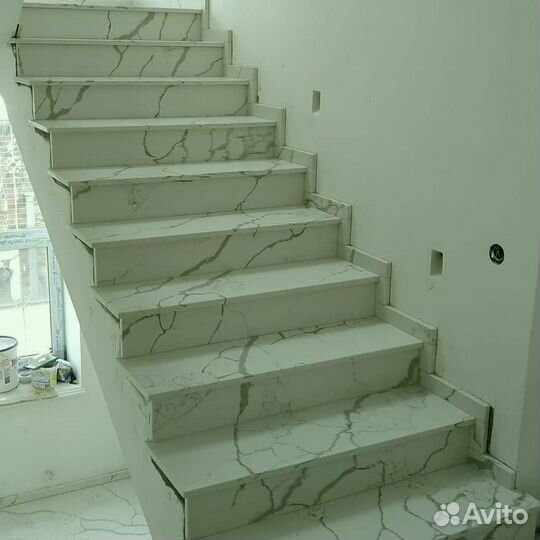 Акриловая лестница