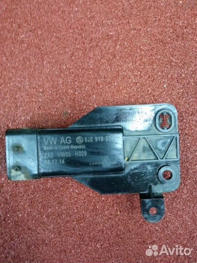 Блок управления вентилятором Skoda Rapid 1 седан