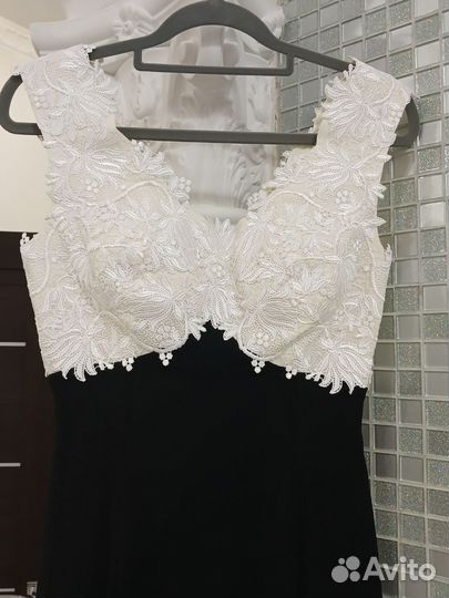 Платье вечернее