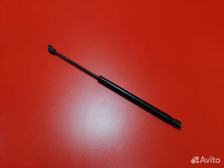 Амортизатор багажника Ford Focus CB4 qqdb 2008