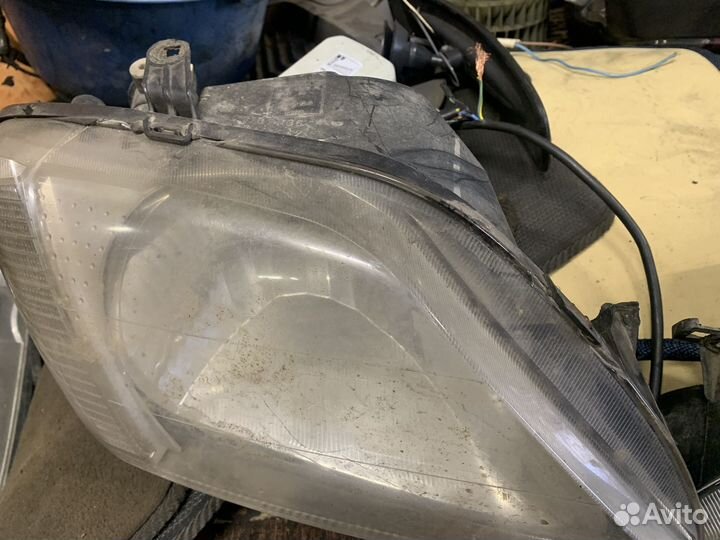 Фары на renault logan 1