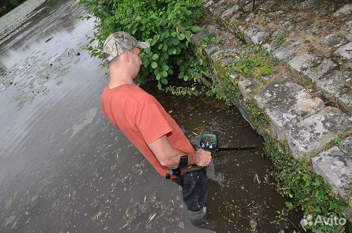 Металлоискатель Teknetics Eurotek Pro (с катушкой