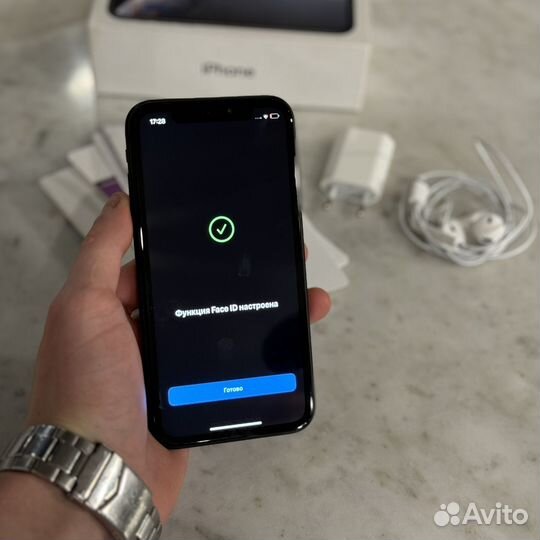 iPhone Xr, 64 ГБ