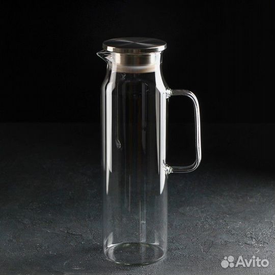 Кувшин стеклянный с металлической крышкой Magistro