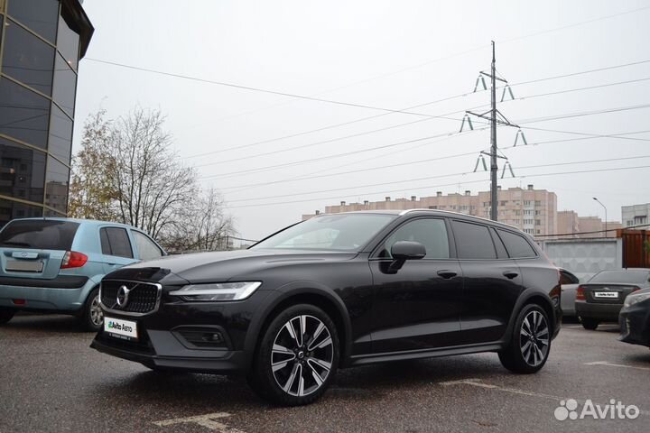 Volvo V60 Cross Country 2.0 AT, 2019, 65 600 км