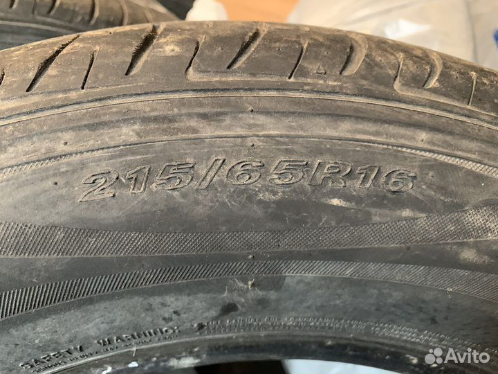 Nexen Classe Premiere 672A 215/65 R16 98H