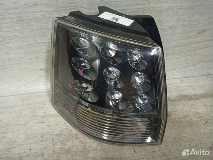 Фонарь задний левый Mitsubishi Outlander Xl 2007