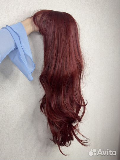 Парик винно-красный с челкой