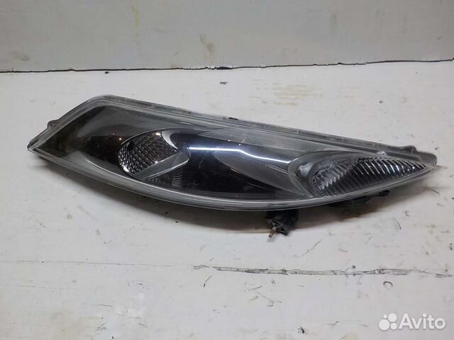 Фара правая Nissan Juke