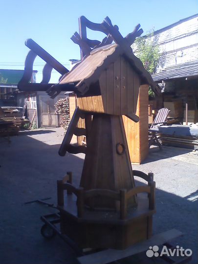 Мельница из дерева для колодца, скважины