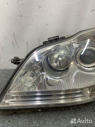 Фара ксеноновая передняя левая Mercedes Gl X164