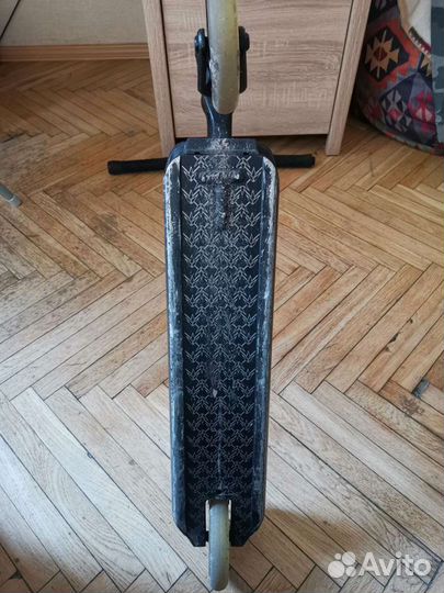 Трюковой самокат blant