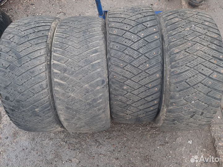Goodyear Ultragrip Ice Arctic 225/50 R17 98T