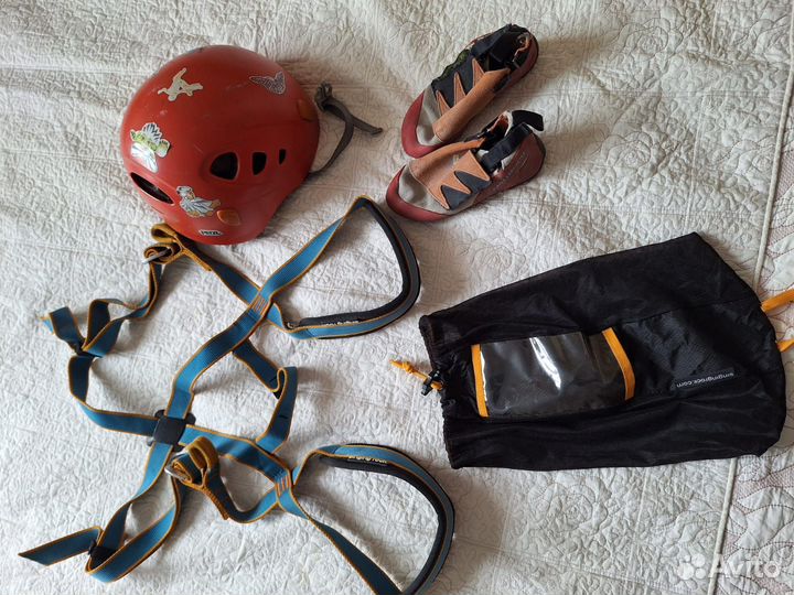 Каска petzl детская, обвязка Singin Rock скальники