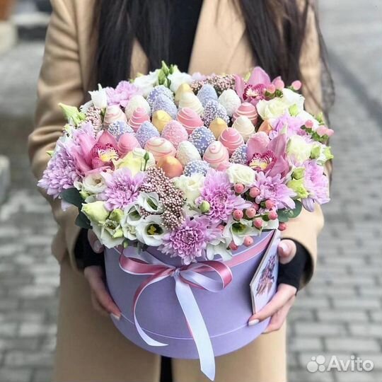 Боксы из клубники в шоколаде с доставкой