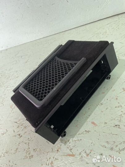 Крепление магнитолы Volkswagen Touareg 7P 3.0D