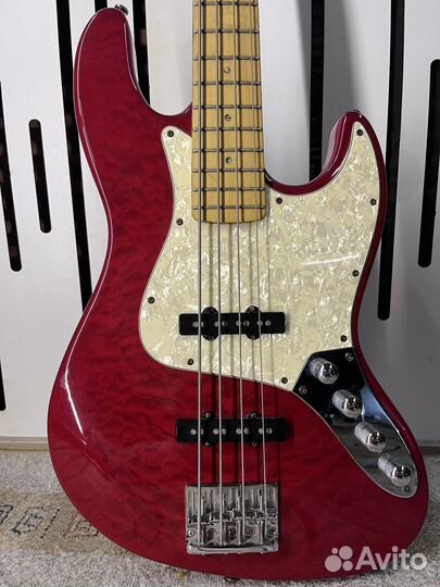 Бас гитара Grass Roots GT68BZ Jazz Bass