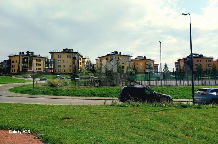 3-к. квартира, 90,4 м², 1/4 эт.