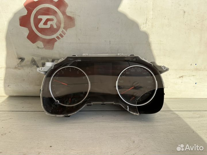 Toyota Rav4 XA50 Щиток приборов