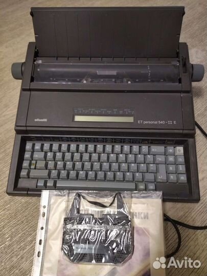 Пишущая машинка Olivetti ET personal 540-11 E