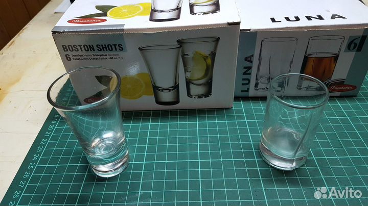 Стопки рюмки стекло