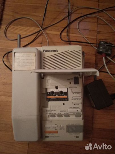 Радиотелефон Panasonic KX-T4330 с автоответчиком