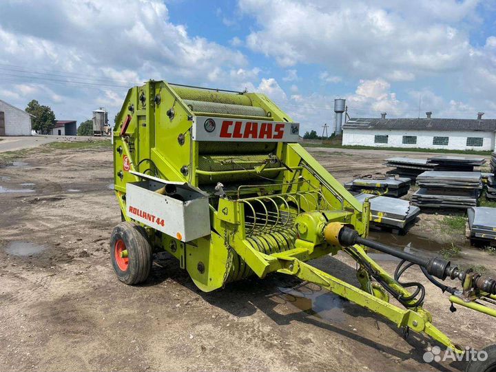 Пресс-подборщик Claas Rollant 44, 1990