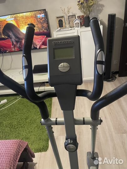 Эллиптический тренажер torneo