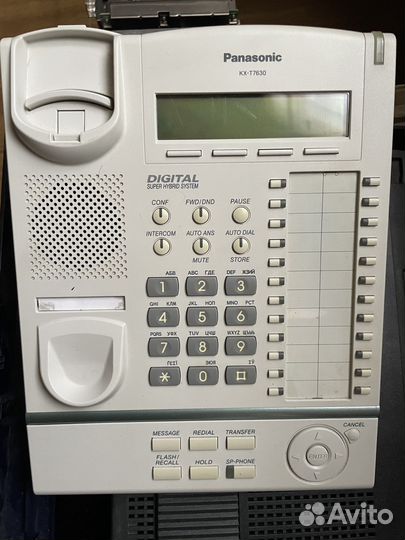 Цифровой телефон Panasonic - KX-T7630 / KX-T7630RU