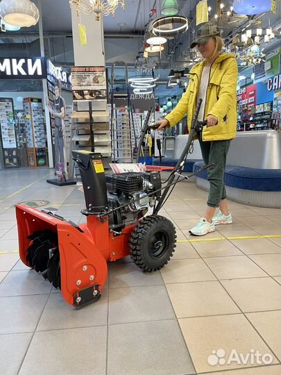 Снегоуборщик Honda HSS 569 GX-270(9Hp)