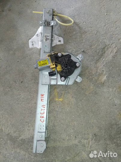 Стеклоподъемник передний правый на Хендай Крета