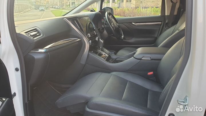 Аренда минивэна с водителем, встречи