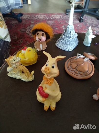 Разные фигурки статуэтки стекло