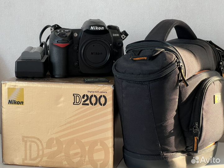 Nikon D200 + комплект