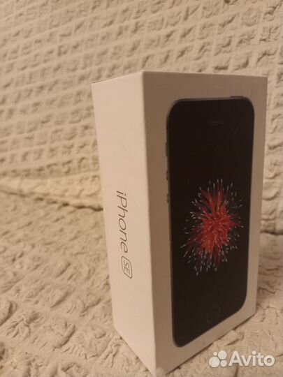 Коробка от iPhone