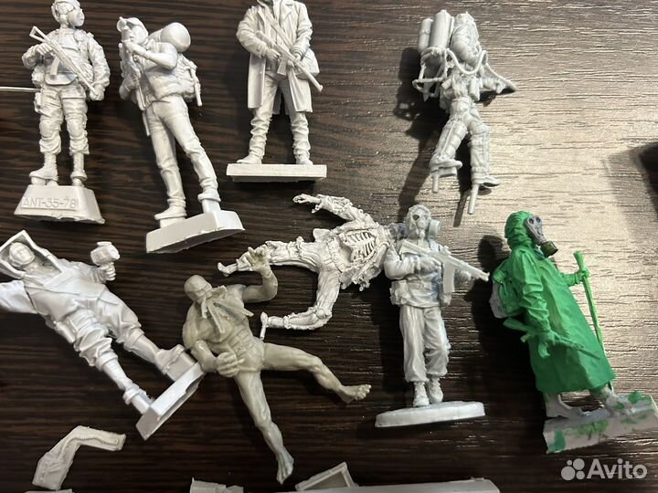 Миниатюры сталкеров и террейн