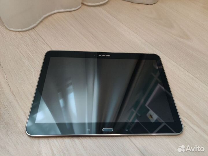 Планшет Samsung Galaxy Tab 4 10.1 SM-T535