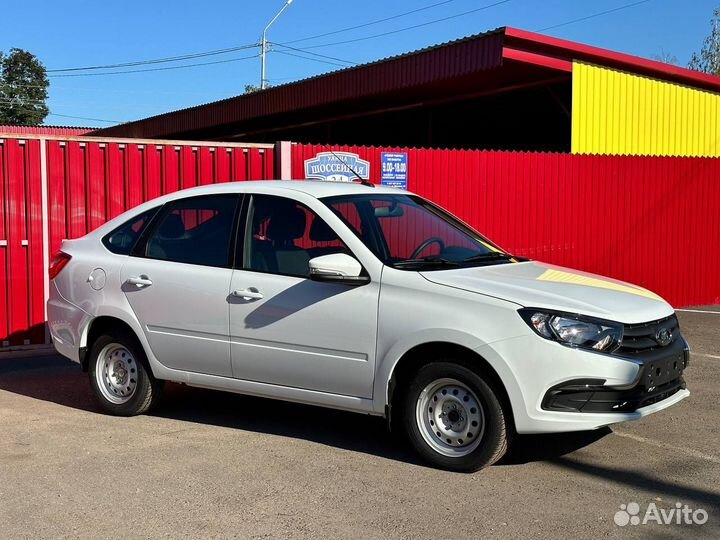 LADA Granta 1.6 МТ, 2024, 5 км